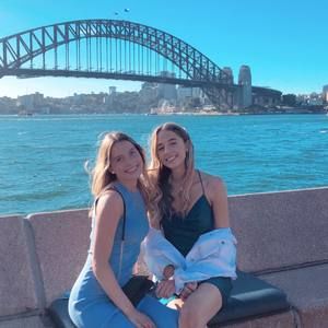 Meet your Posher, Jasmin